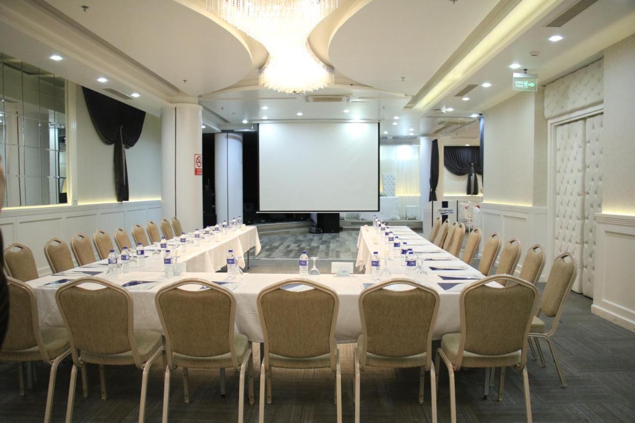 Forum Suite Otel Mersin  Exteriör bild