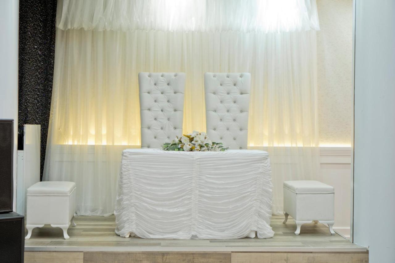 Forum Suite Otel Mersin  Exteriör bild