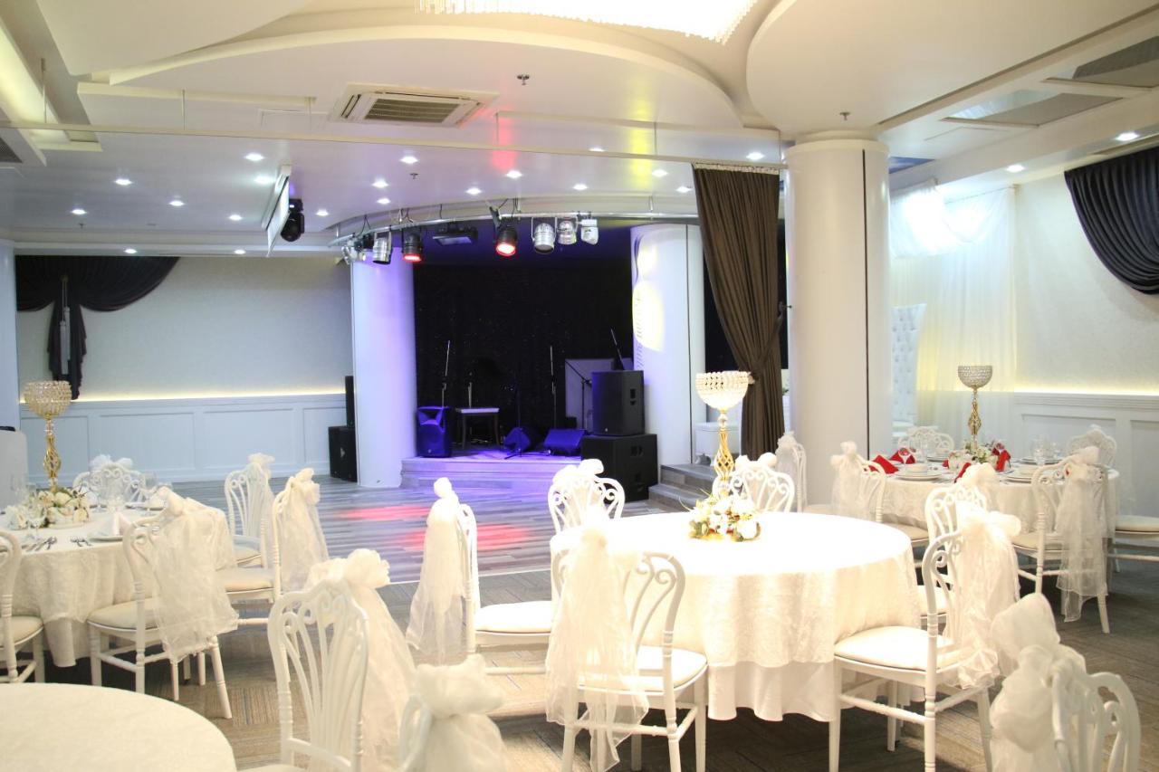 Forum Suite Otel Mersin  Exteriör bild