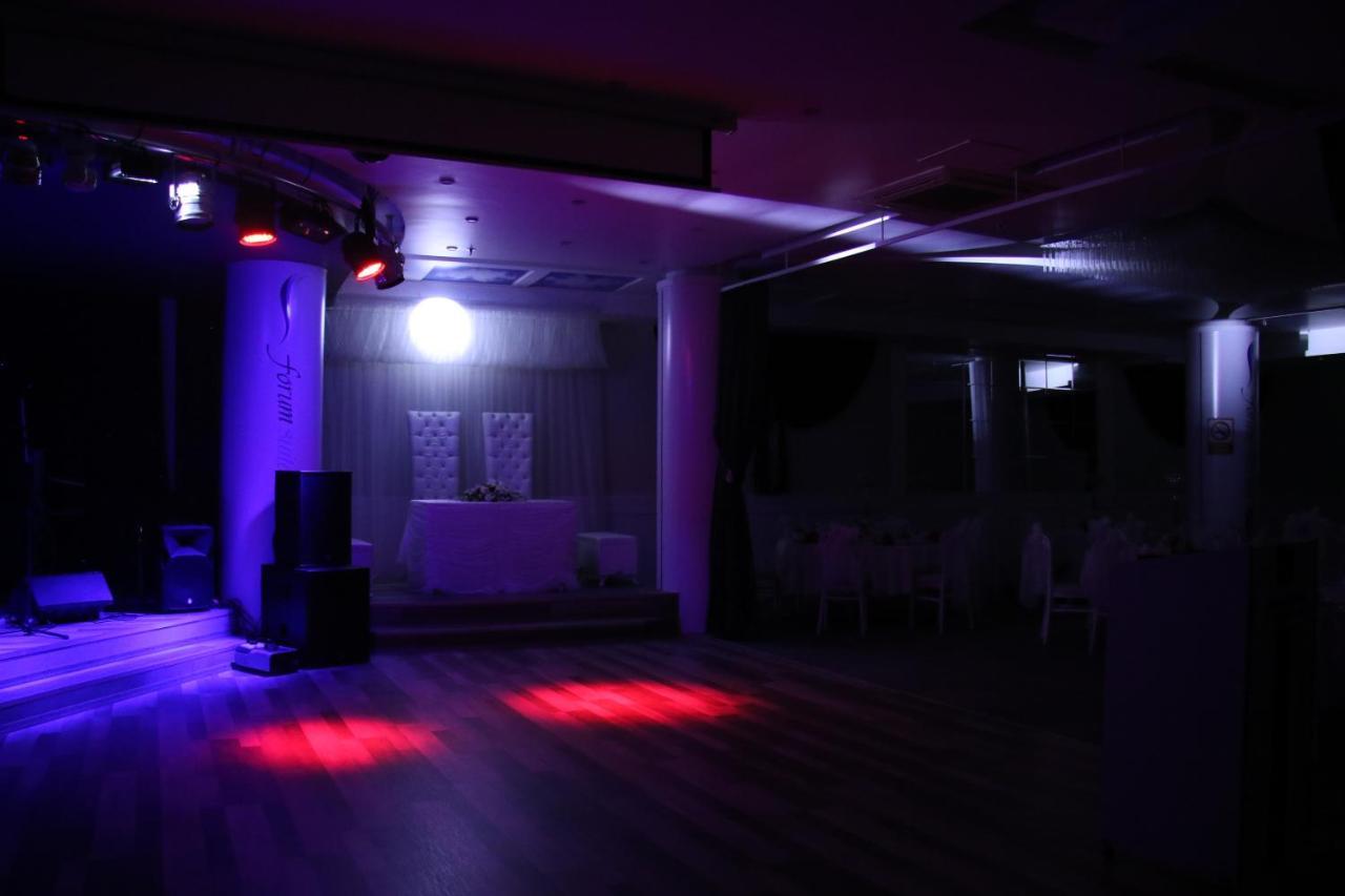 Forum Suite Otel Mersin  Exteriör bild