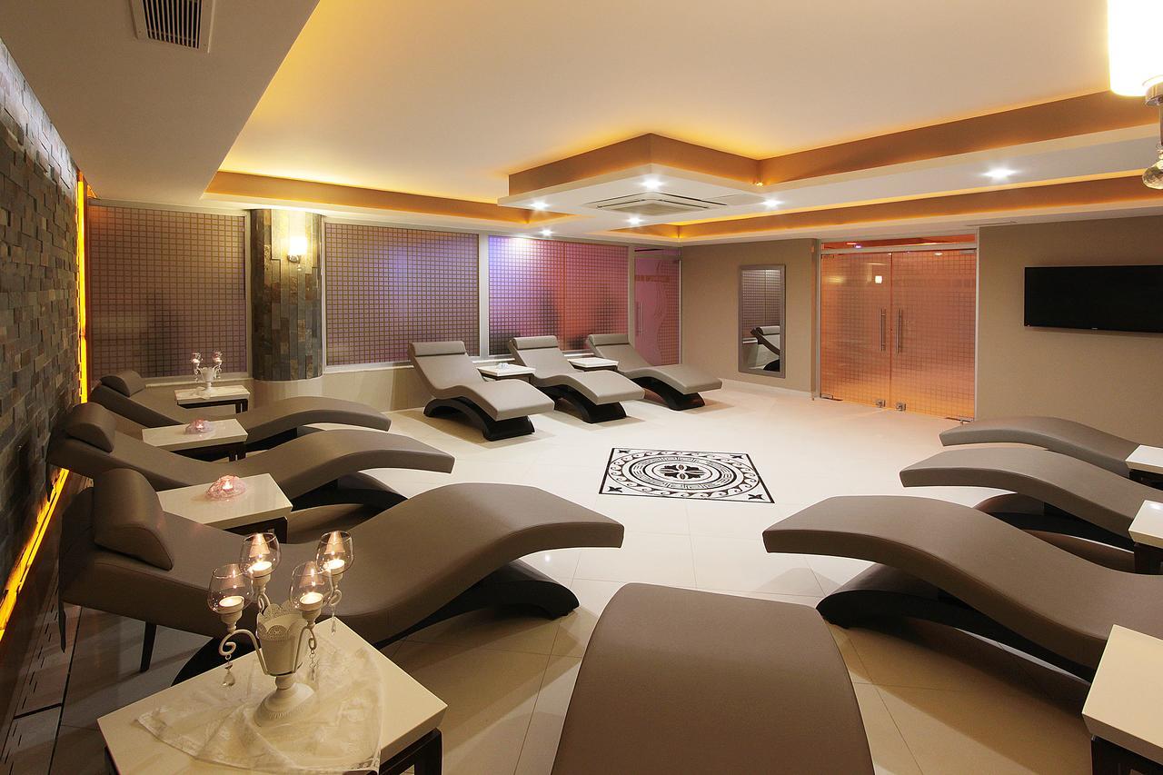 Forum Suite Otel Mersin  Exteriör bild