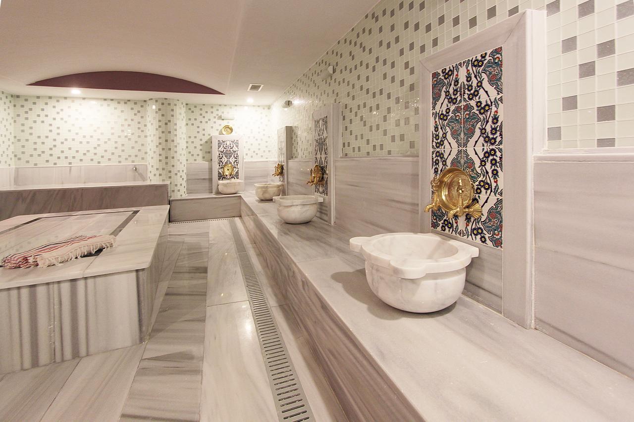 Forum Suite Otel Mersin  Exteriör bild